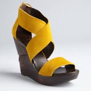 Diane Von Furstenberg Yellow and Brown Heels